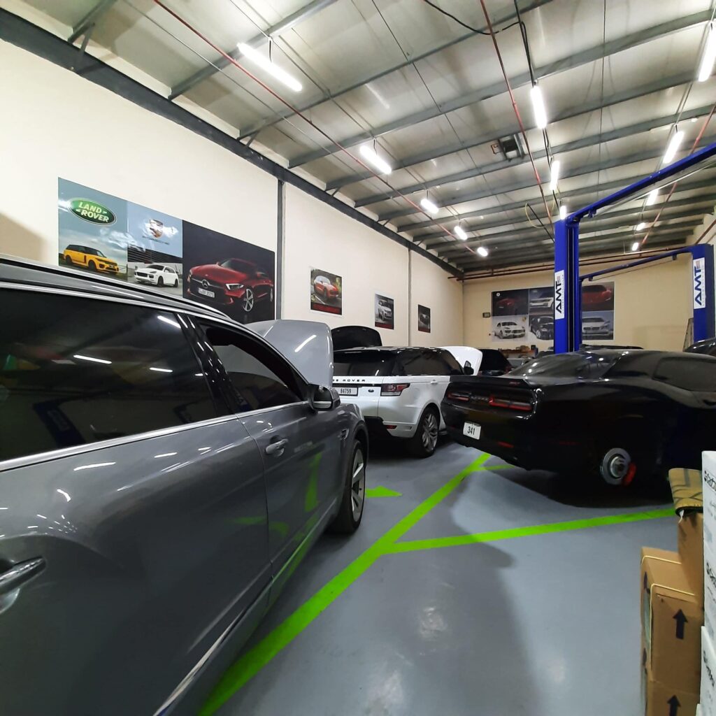 Range Rover Special Garage